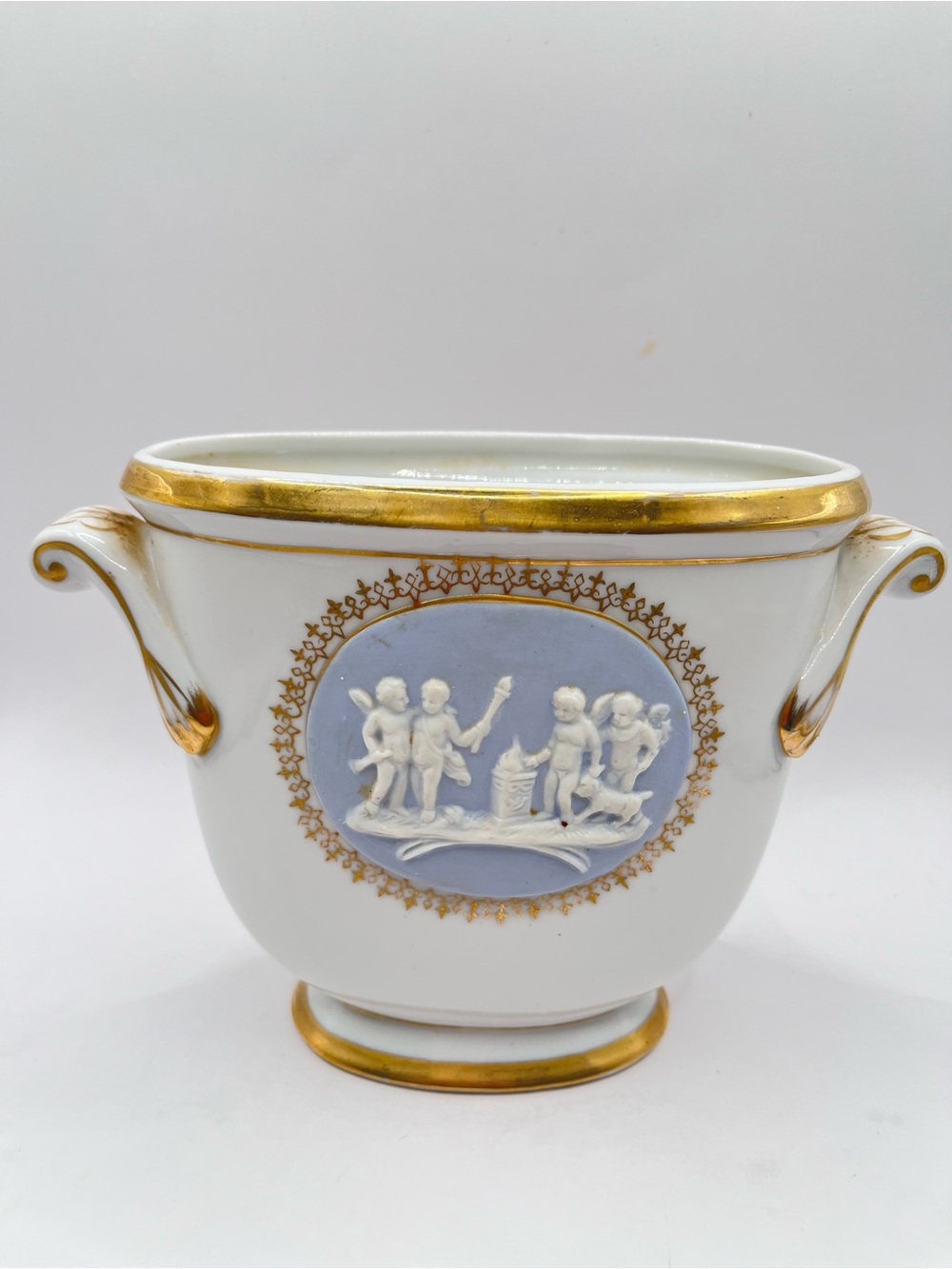 Vintage Napco Royal Woodward Vase Gold Trim and Relief Medallion